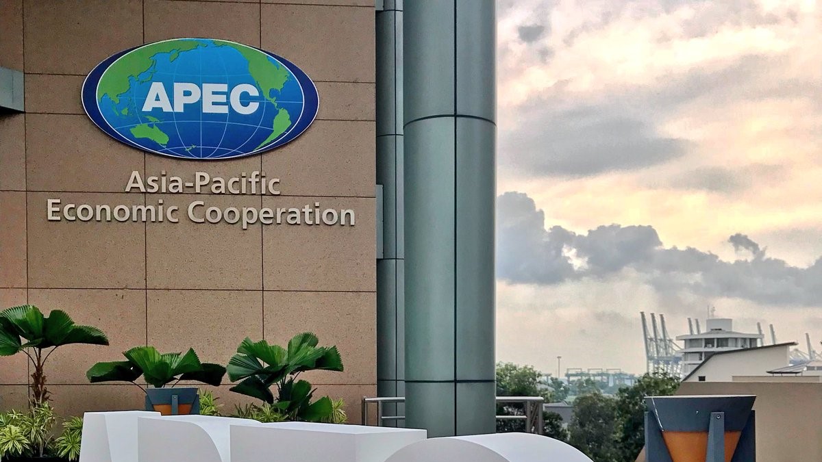 Hew APEC Cropped